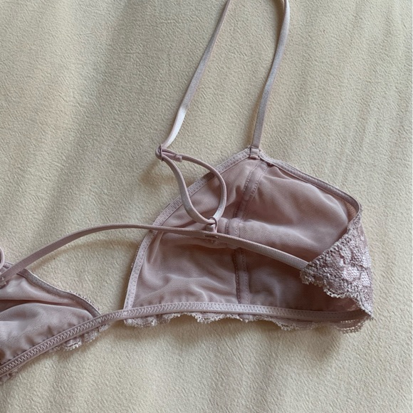 Free People Bralette (New) - Lilac floral lace - size medium (Not used!) - Picture 7 of 12